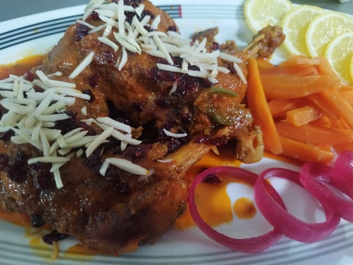 سس مخصوص اکبر جوجه