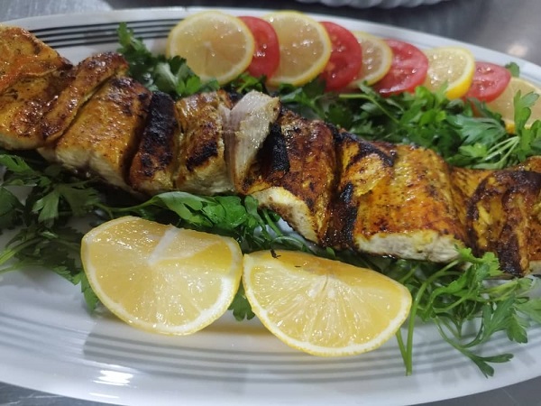 شعبه های اکبر جوجه در گیلان
