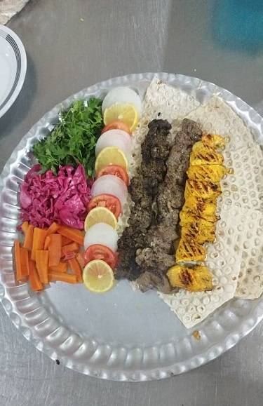 شکم‌گردی در رستوران‌های لنگرود و لاهیجان