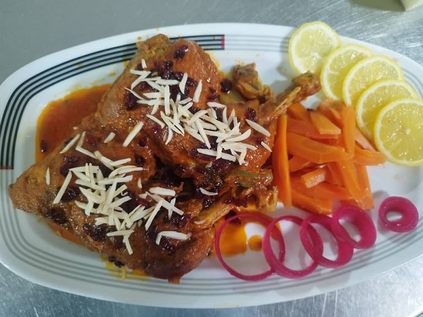 طرز تهیه زرشک پلو با مرغ مجلسی به روش رستورانی