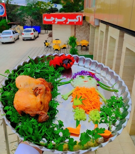 چگونه با استفاده از مواد اولیه ساده، اکبر جوجه بی نظیر بپزیم؟